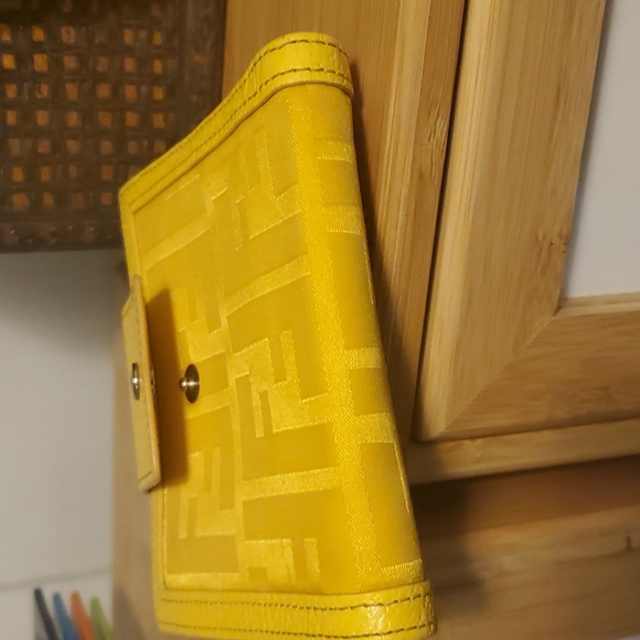 Fendi Monogram Limited Edition Wallet - Picture 8 of 16